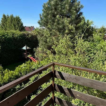 Blue Zone Apartment With Free Parking, Balcony And Garden-3